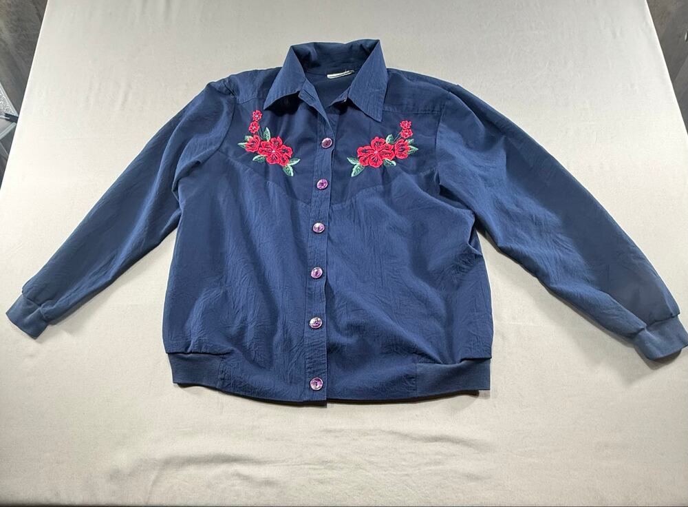 Vintage Women’s Navy Blue Floral Embroidered Shirt Large ( see measurements)